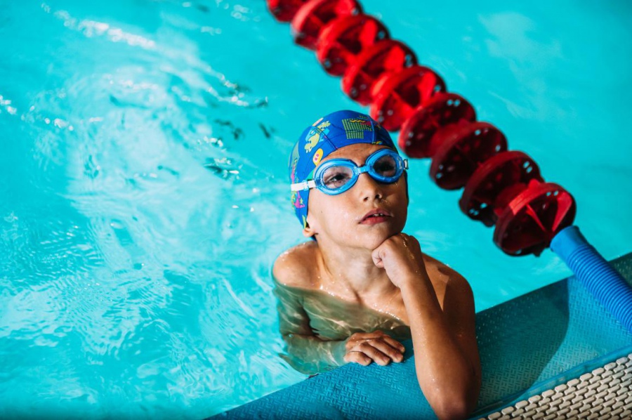 Летние сборы по плаванию. Соревнования по плаванию. Плавание соревнования. Спортивное плавание дети. Соревнования по плаванию среди детей.